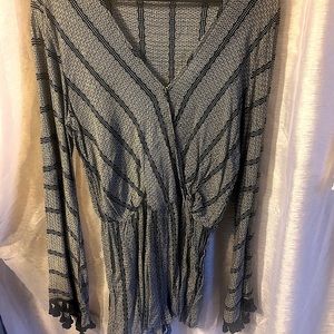 Romeo & Juliet Couture Romper Size Medium